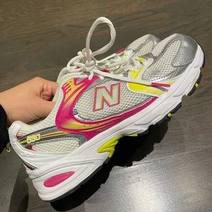 womans 530 new balance size Us 7.5